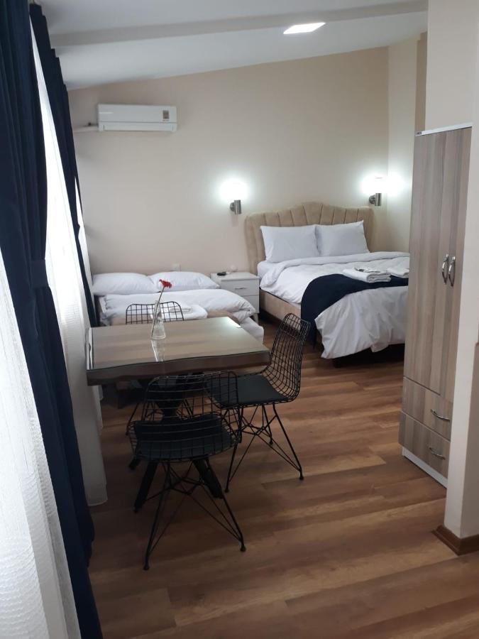 Taksim Pera Aparts Aparthotel Istanbul Exteriör bild